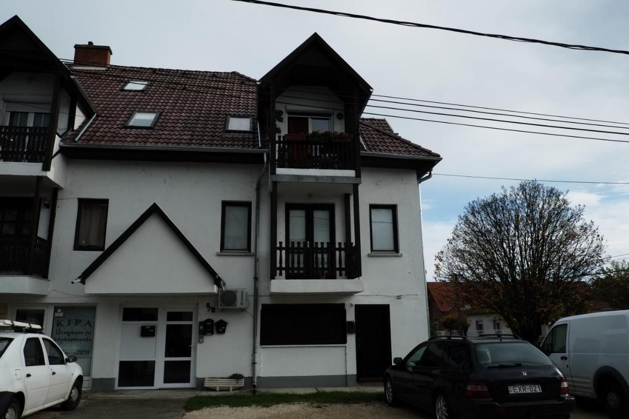 Arany Sziget Apartman Шиофок Экстерьер фото